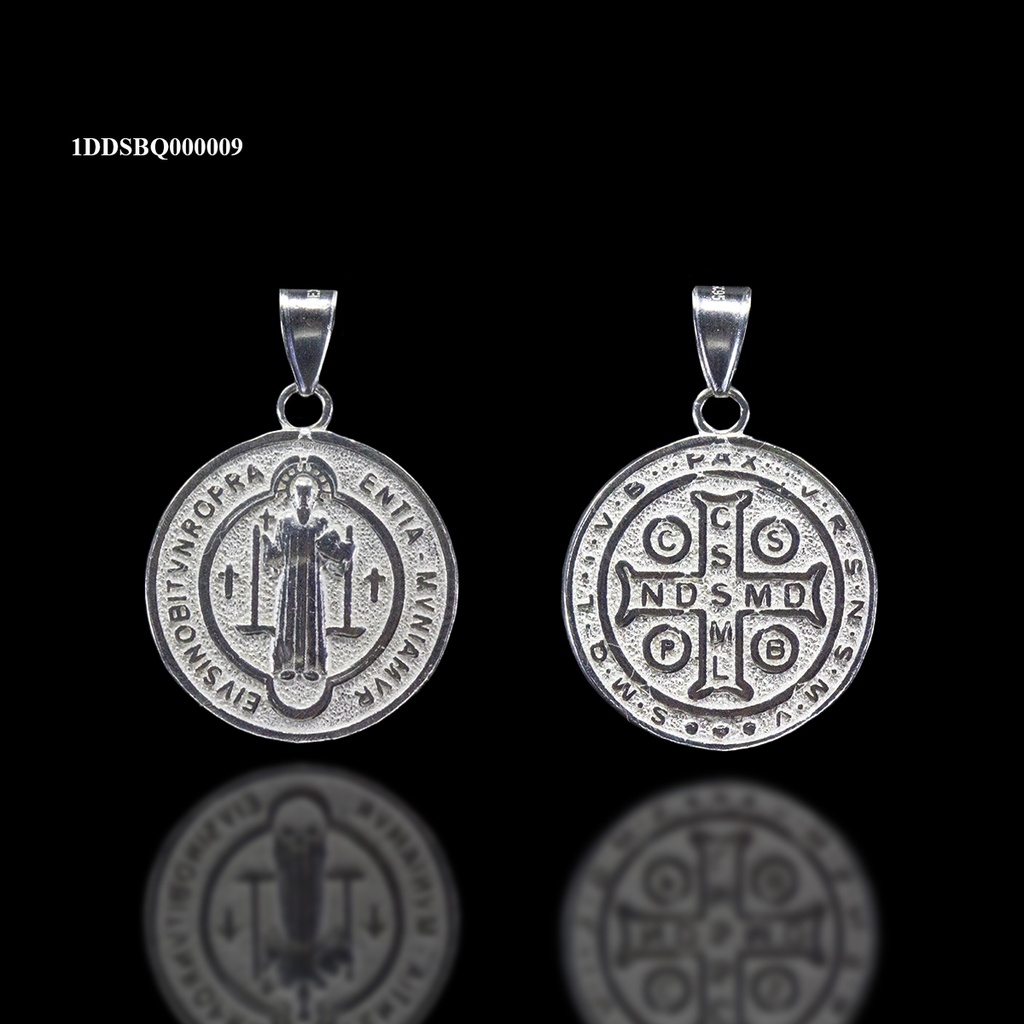 [1DDSBQ000003] DIJE MEDALLA SAN BENITO ORILLA GRECAS # 3